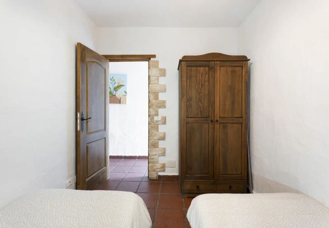 Aparthotel in Mocanal - Cozy two-bedroom apartment with BBQ Aparthotel in Mocanal - Cozy two-bedroom apartment with BBQ