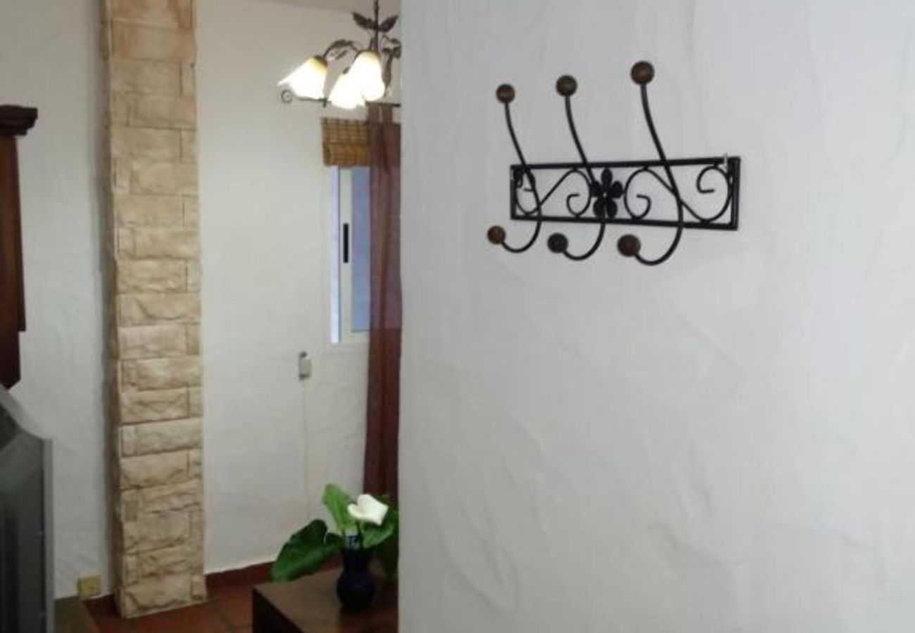 Apartment in Mocanal - Nice two bedroom apartment; BBQ, WIFI