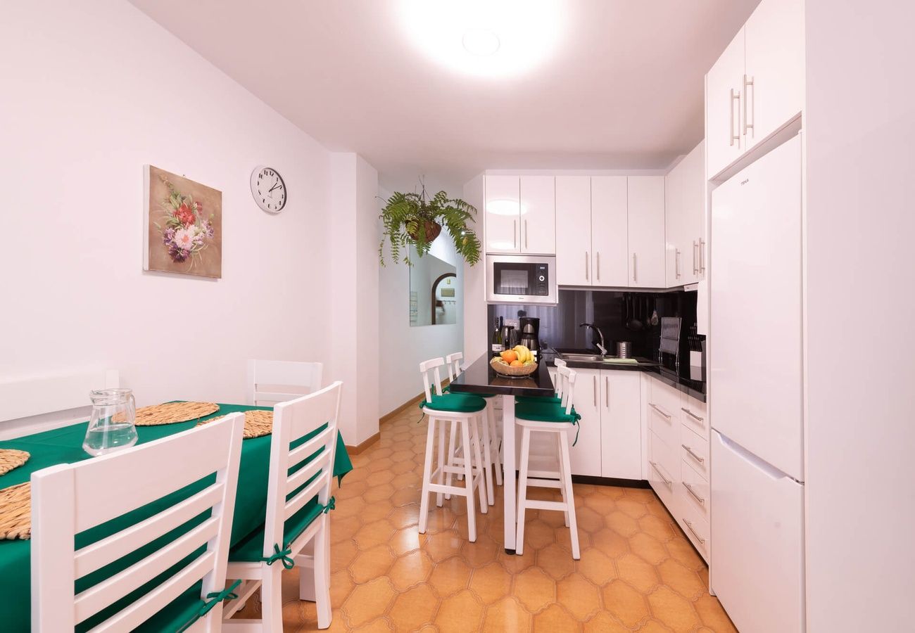 Apartment in Santa Cruz de Tenerife - Modern Very Comfortable Apartment in Santa Cruz de Tenerife