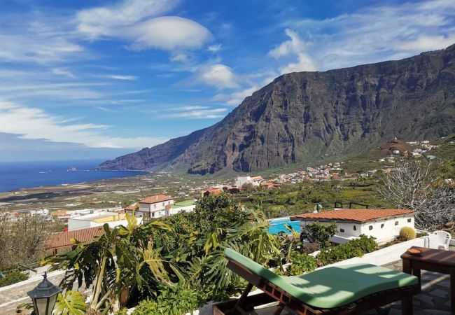 Aparthotel in Frontera - Fantastic Apartment for 4 guests Views, Pool, Tennis and BBQ Aparthotel in Frontera - Fantastic Apartment for 4 guests Views, Pool, Tennis and BBQ