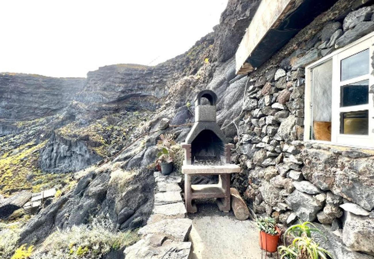 House in Valverde - Cave House with Sea View and Barbecue