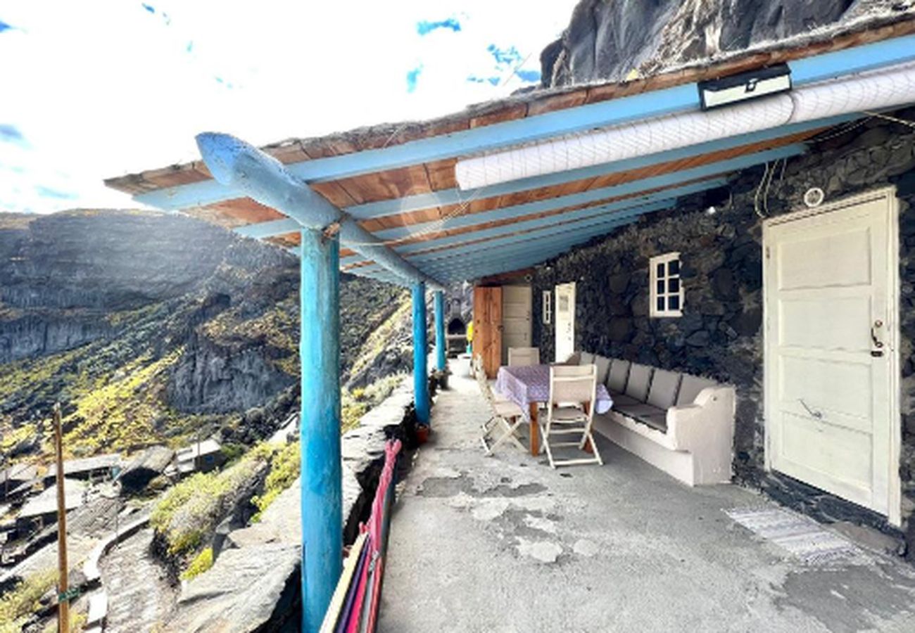 House in Valverde - Cave House with Sea View and Barbecue