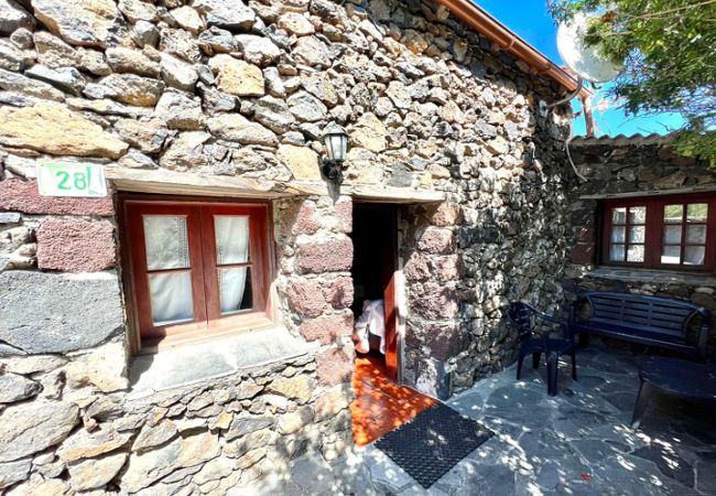 Cottage in Valverde -  Rural house with BBQ loft and beautiful views Cottage in Valverde -  Rural house with BBQ loft and beautiful views