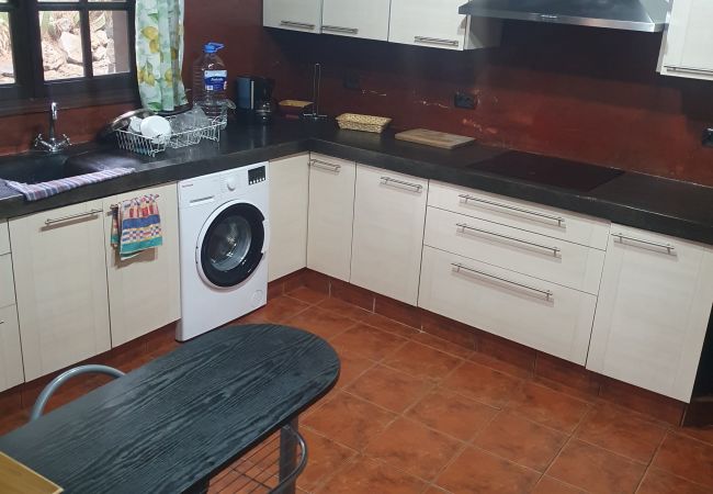 House in Santa Cruz de Tenerife - Incredible Stone House for 6 guests with absolute peace House in Santa Cruz de Tenerife - Incredible Stone House for 6 guests with absolute peace