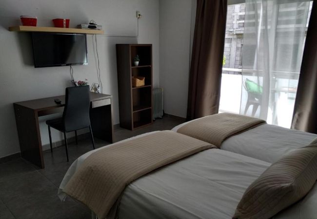 Aparthotel in Los Llanos de Aridane - Central Apartment with Views Terrace BBQ and Pool It Has Everything! Aparthotel in Los Llanos de Aridane - Central Apartment with Views Terrace BBQ and Pool It Has Everything!