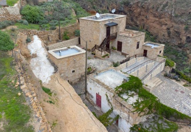 Cottage in Arico - House with Traditional Wine Cellar and Private Garden in Arico – Pet Friendly Cottage in Arico - House with Traditional Wine Cellar and Private Garden in Arico – Pet Friendly