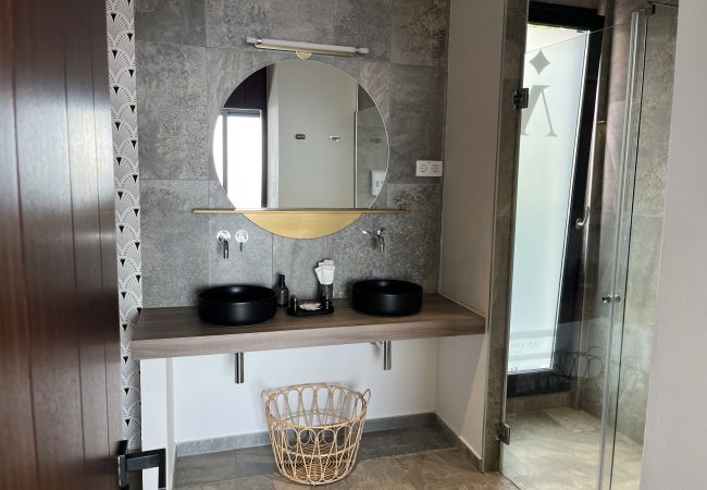 Aparthotel in Santa Cruz de la Palma - Beautiful Suite In La Palma Pool Terrace WIFI Aparthotel in Santa Cruz de la Palma - Beautiful Suite In La Palma Pool Terrace WIFI