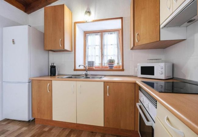 House in Garachico - Ideal home for 4 with pool table and beautiful mountain views House in Garachico - Ideal home for 4 with pool table and beautiful mountain views