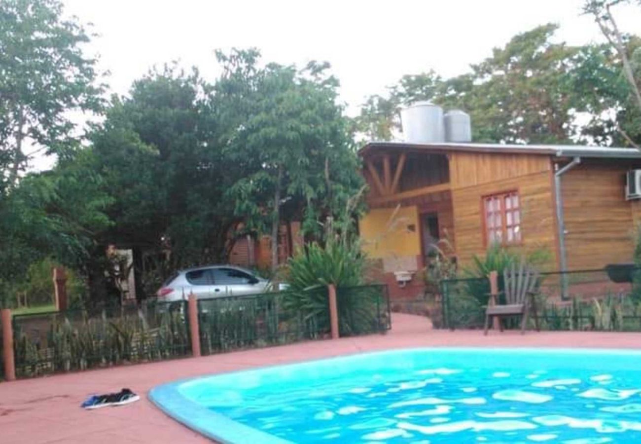 Cabin in Puerto Iguazú - Beautiful Cabins in Iguazu with pool, BBQ, WIFI