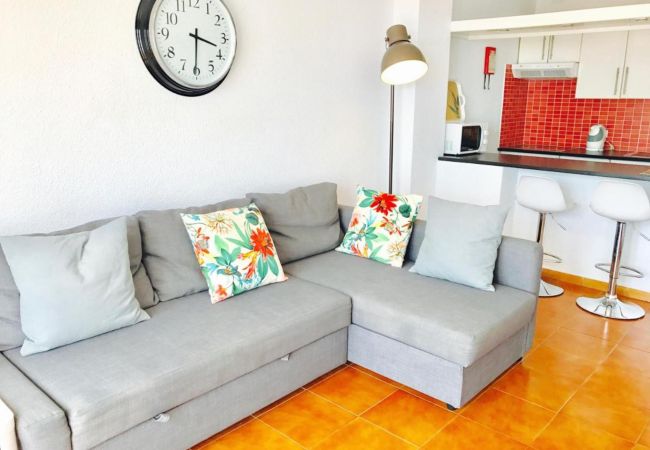 Aparthotel in Playa de Las Americas - Deluxe 2-Bedroom Apartment with Private Terrace Aparthotel in Playa de Las Americas - Deluxe 2-Bedroom Apartment with Private Terrace