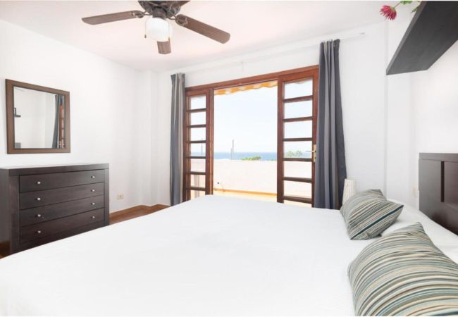 Aparthotel in Playa de Las Americas - Deluxe 2-Bedroom Apartment with Private Terrace Aparthotel in Playa de Las Americas - Deluxe 2-Bedroom Apartment with Private Terrace