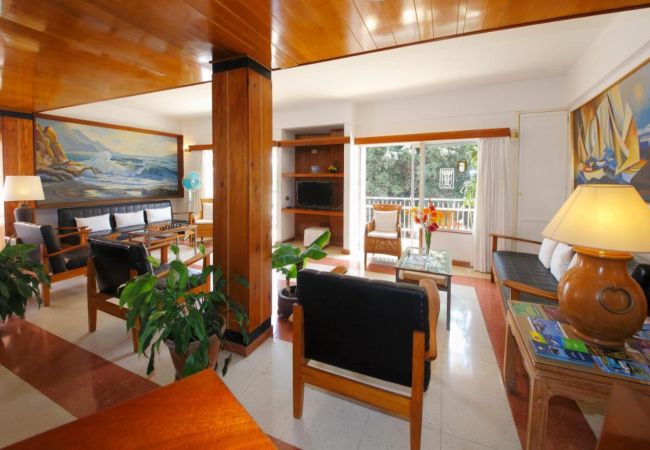 Rent by room in Los Llanos de Aridane - Cozy Room with Beautiful Mountain Views Rent by room in Los Llanos de Aridane - Cozy Room with Beautiful Mountain Views