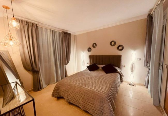 House in Los Cristianos - Spacious Family Villa in Los Cristianos, near the beach