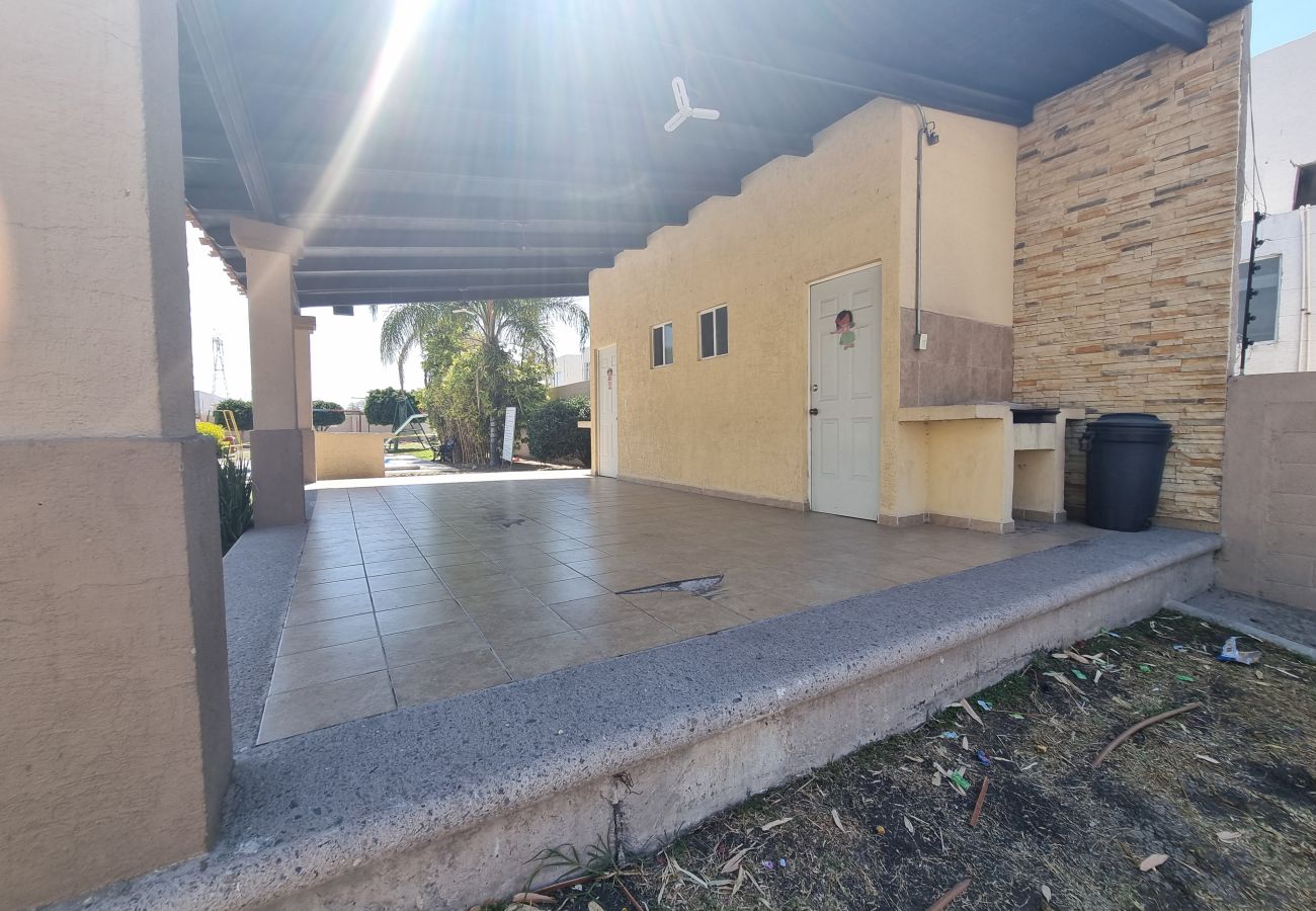 Apartment in Santiago de Querétaro - Charming, super-comfortable apartment with terrace and pool