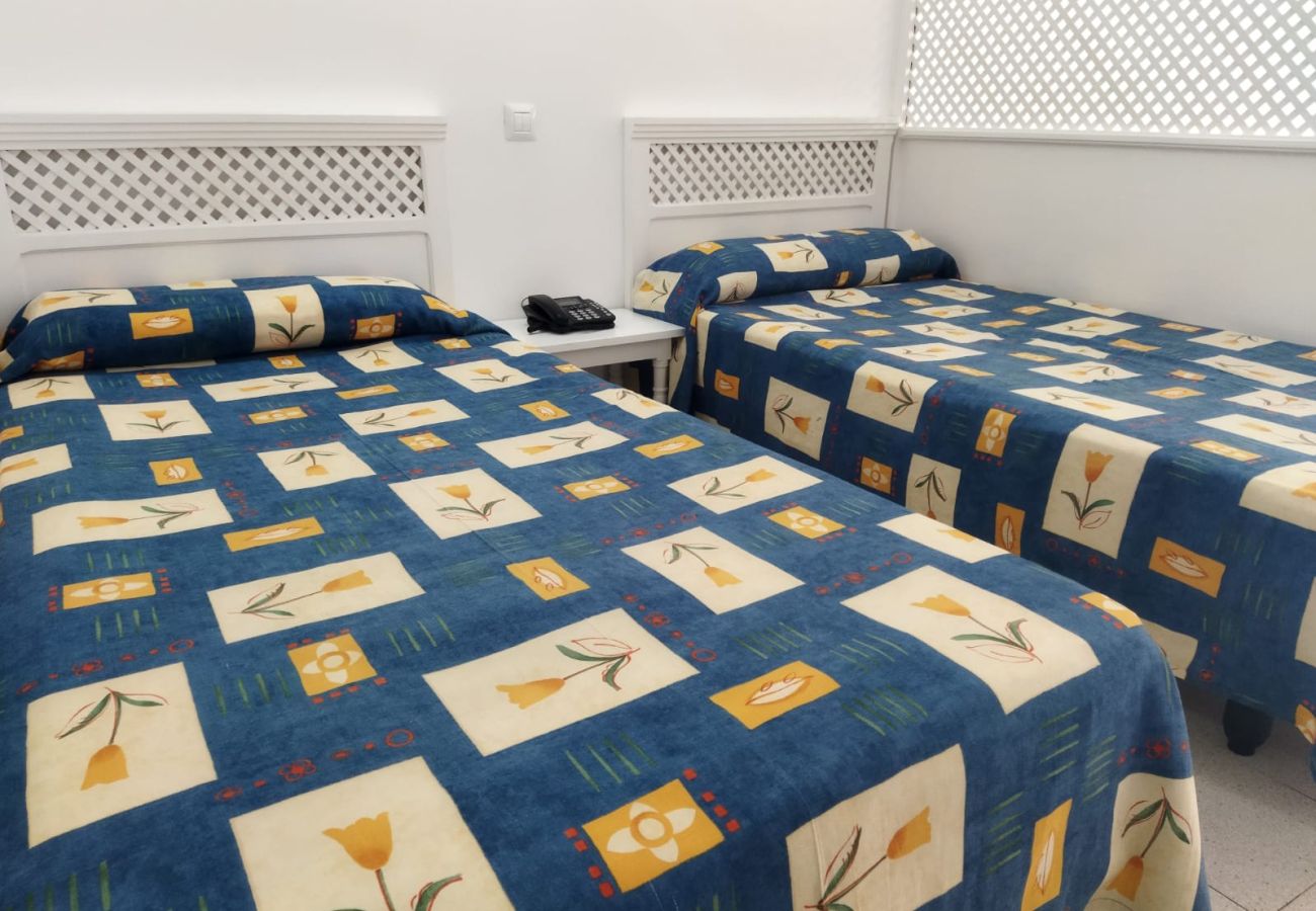 Studio in Puerto de la Cruz - Incredible Low-Cost Studio for up to 2 guests in an unbeatable area