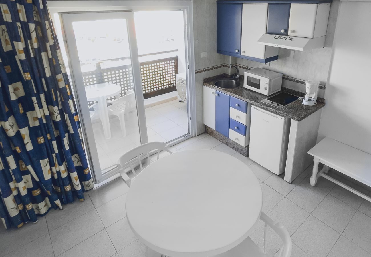Studio in Puerto de la Cruz - Incredible Low-Cost Studio for up to 2 guests in an unbeatable area
