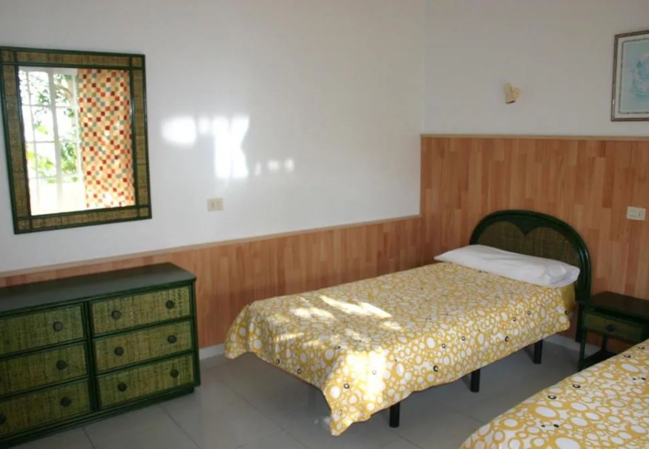 Bungalow in Fuencaliente - Bungalow for 2 guests with pool and beautiful views