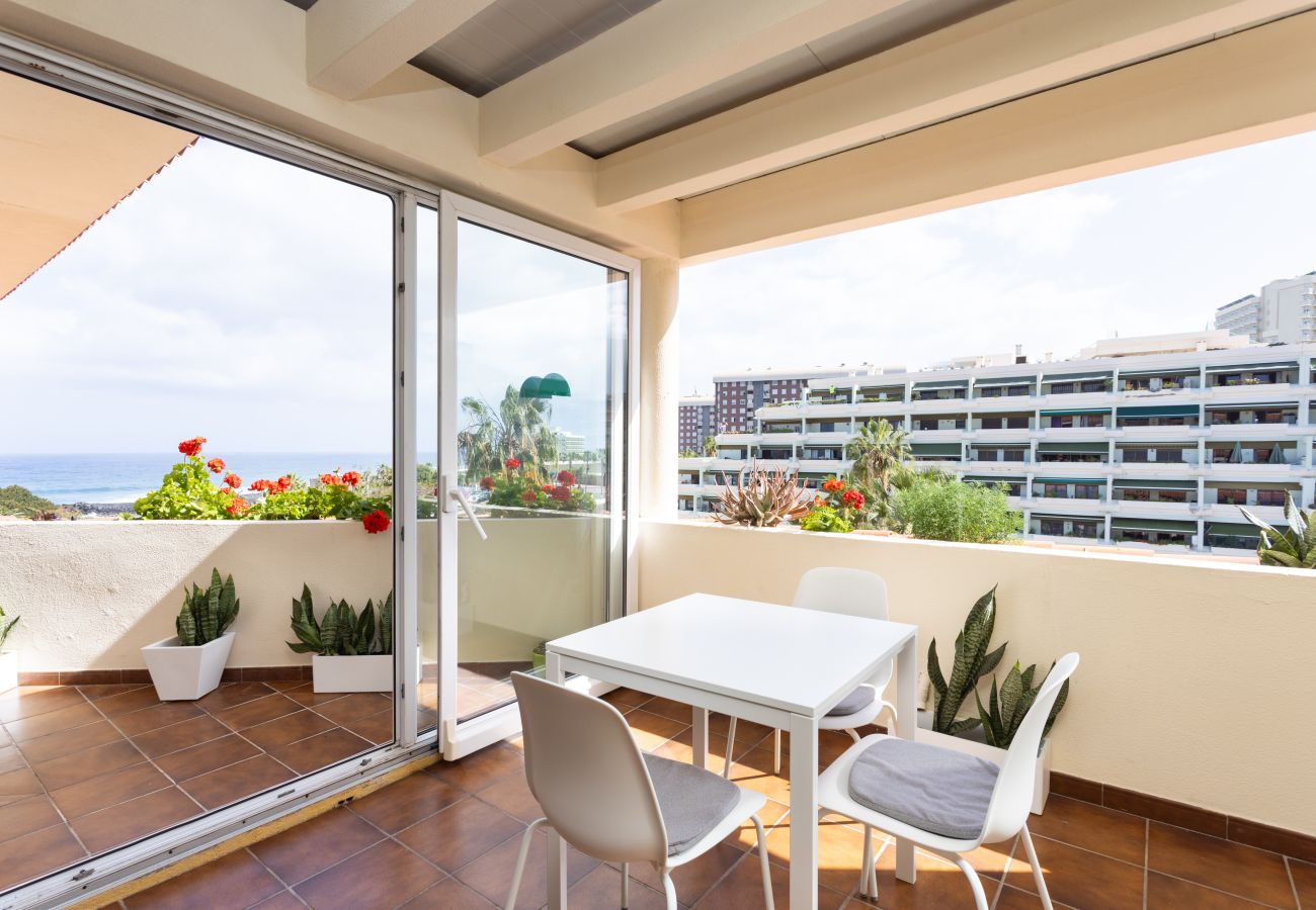Apartment in Puerto de la Cruz - Luxury Apartment with Sea Views in Puerto de la Cruz