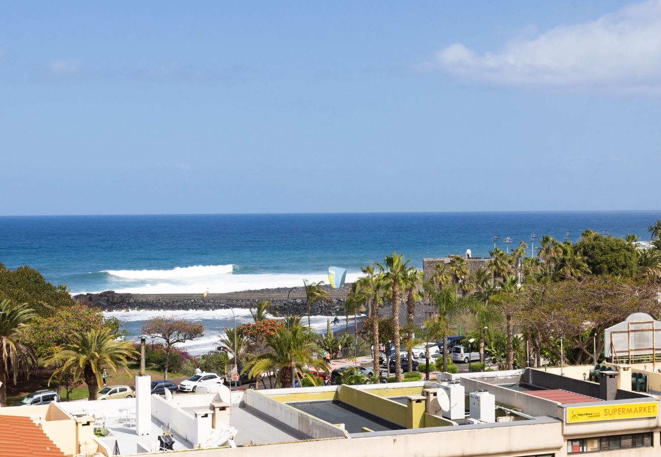 Apartment in Puerto de la Cruz - Luxury Apartment with Sea Views in Puerto de la Cruz