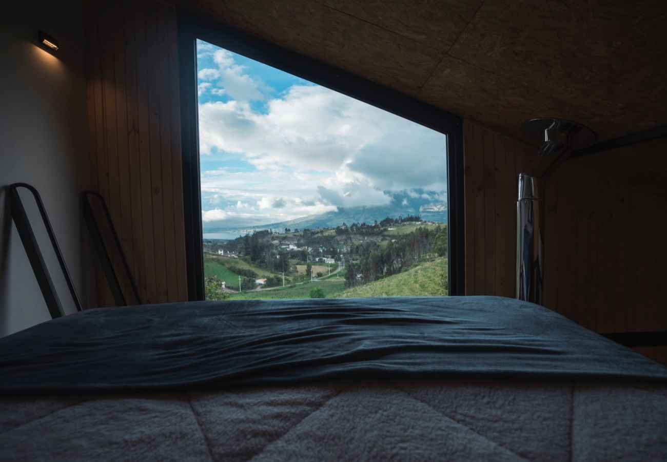 Mobile home in Ibarra - Tiny House in Ecuador surrounded by forest