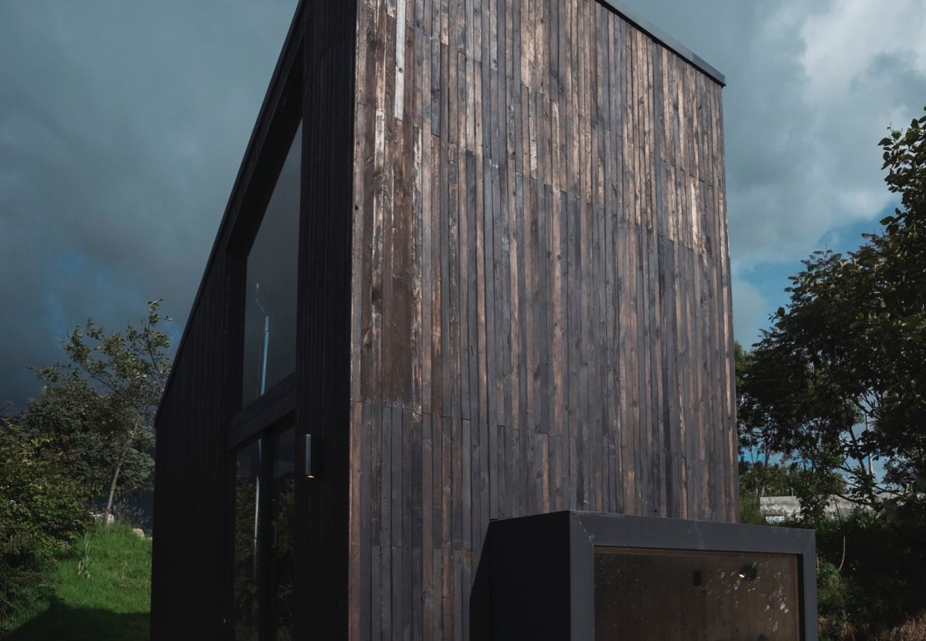 Mobile home in Ibarra - Tiny House in Ecuador surrounded by forest