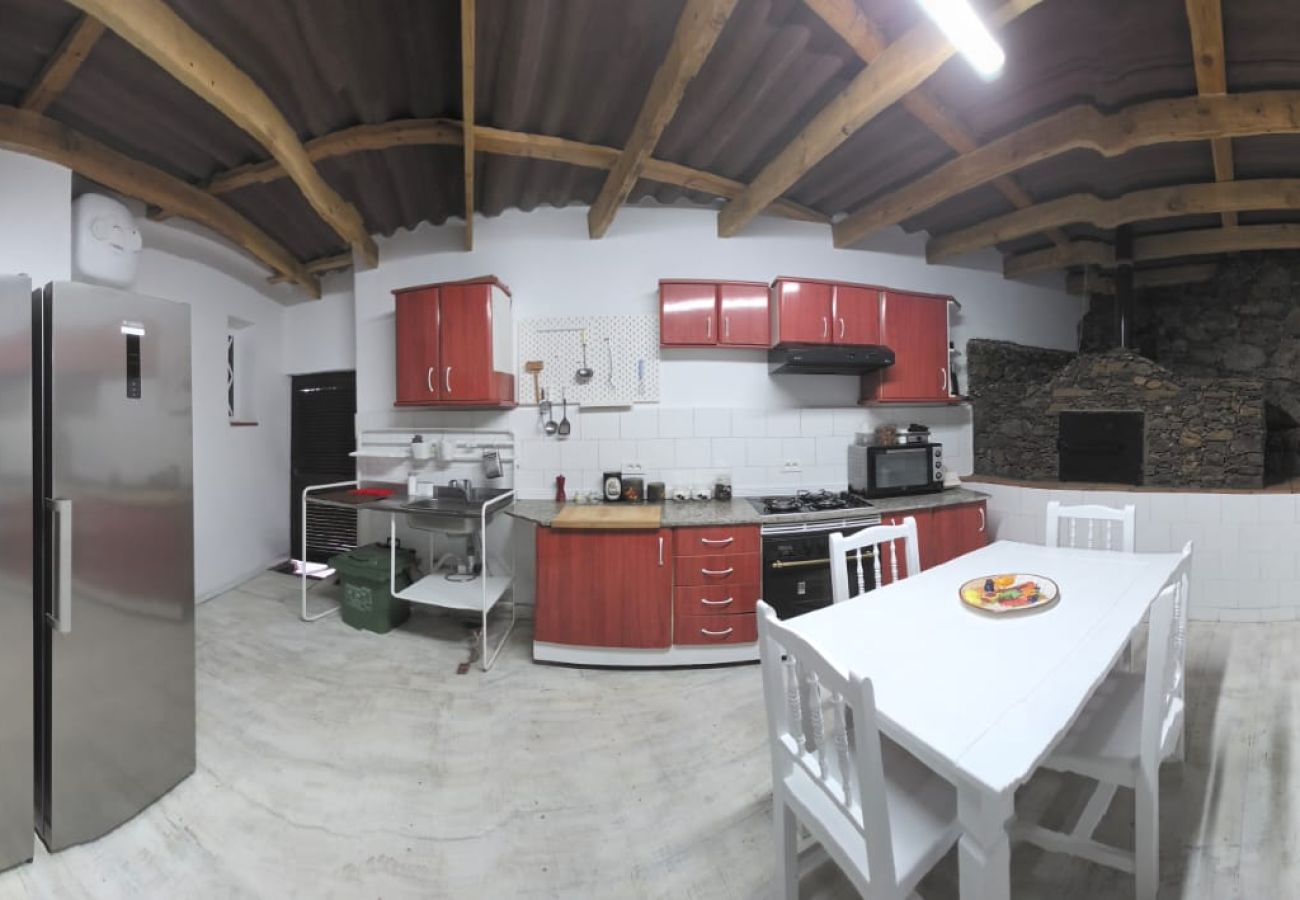 Rent by room in Mocanal - Newly built hostel. Unbeatable.