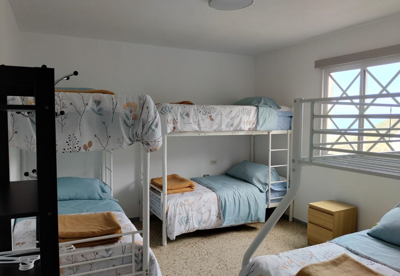 Rent by room in Mocanal - Newly built hostel. Unbeatable.