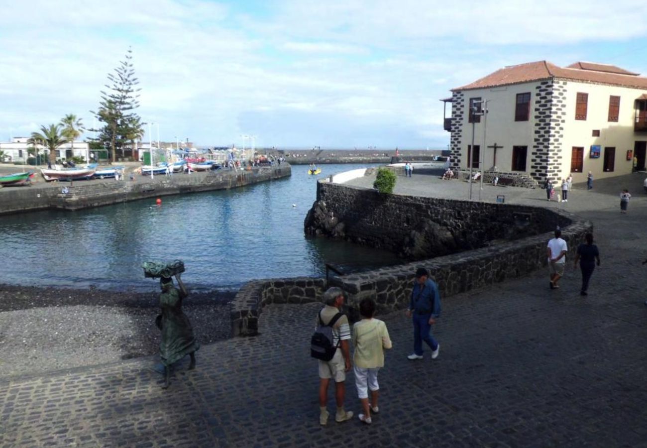 Aparthotel in Puerto de la Cruz - Double Room with Views in the Heart of Puerto de la Cruz